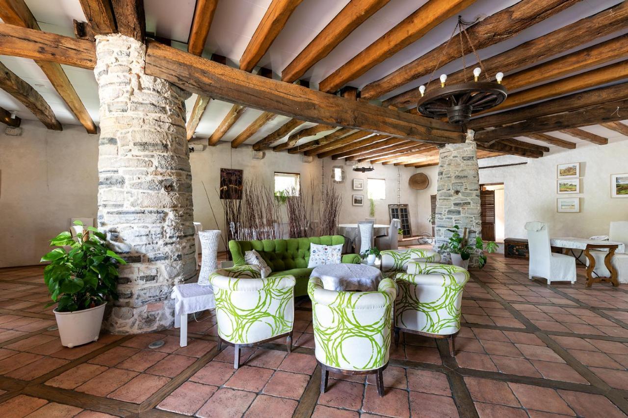 Hotel Domaine De Bassilour